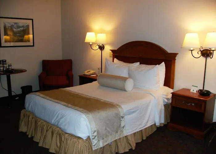 Best Western Plus Bradford Inn